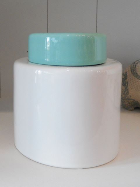 Bote cerámico blanco con tapa Mint pequeño