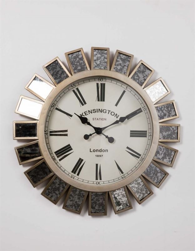 Reloj de forma circular - Imagen 1
